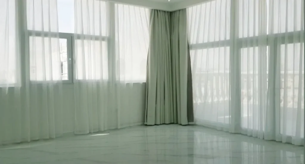 curtains automatically operated